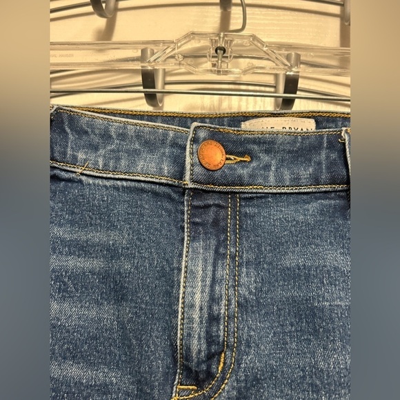 Lane Bryant Mid-Rise Straight crop denim Jeans womens Size 18 blue signature fit - Picture 5 of 16